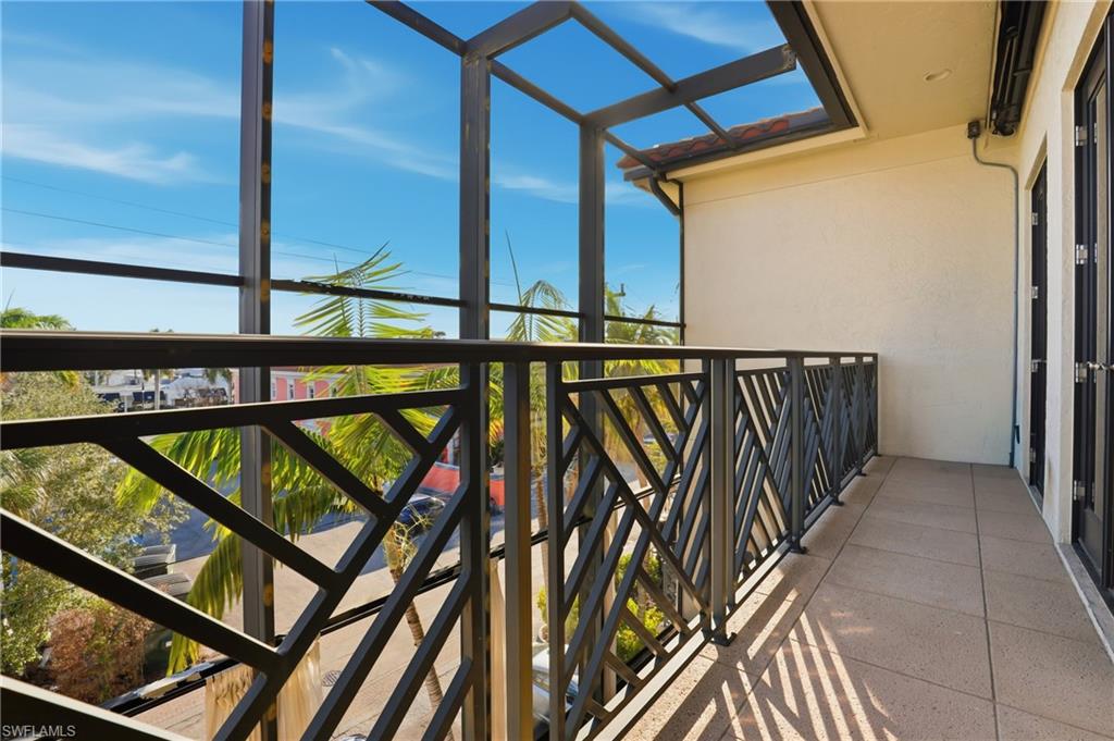 LA GALLERIA - Residential