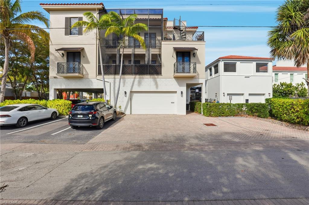 LA GALLERIA - Residential