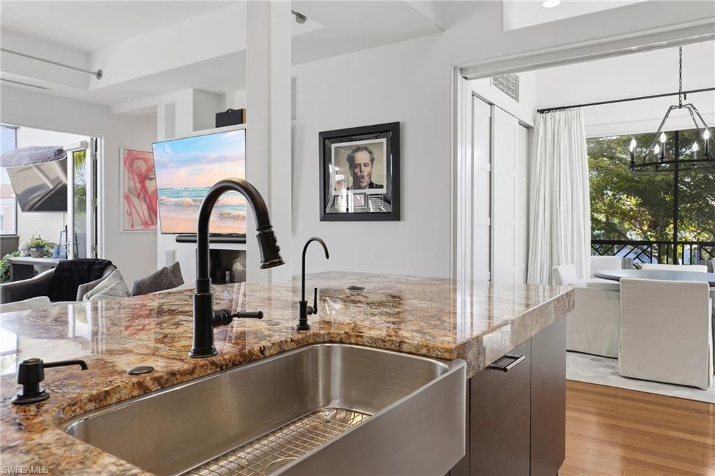 LA GALLERIA - Residential