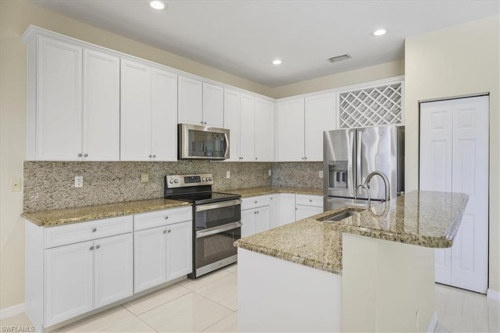 PLANTATION PRESERVE - Residential