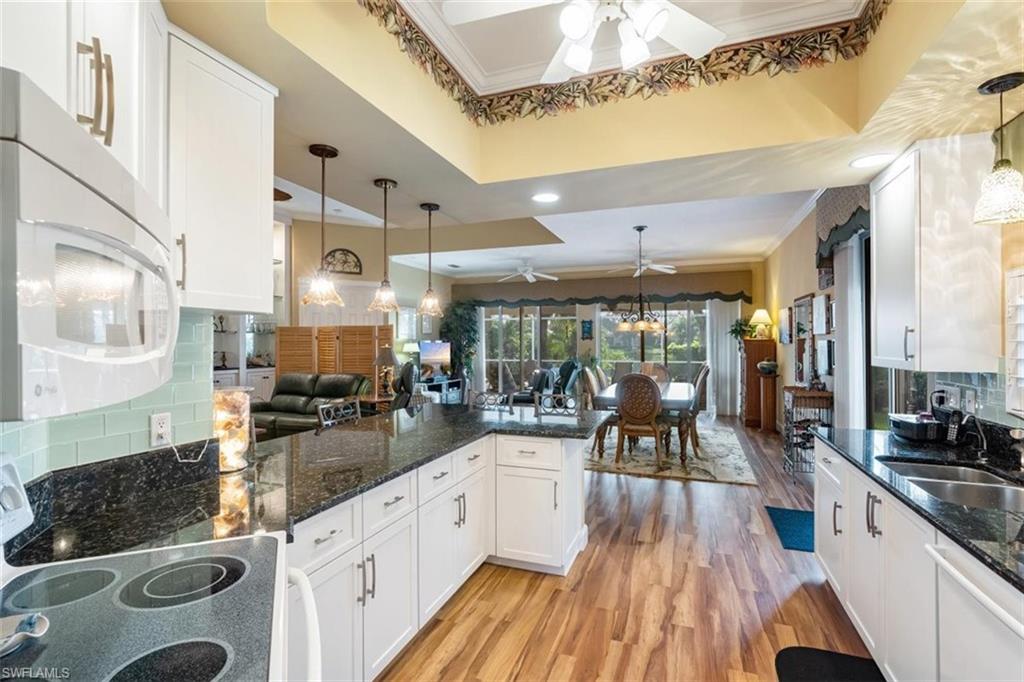 ISLAND WALK - Residential