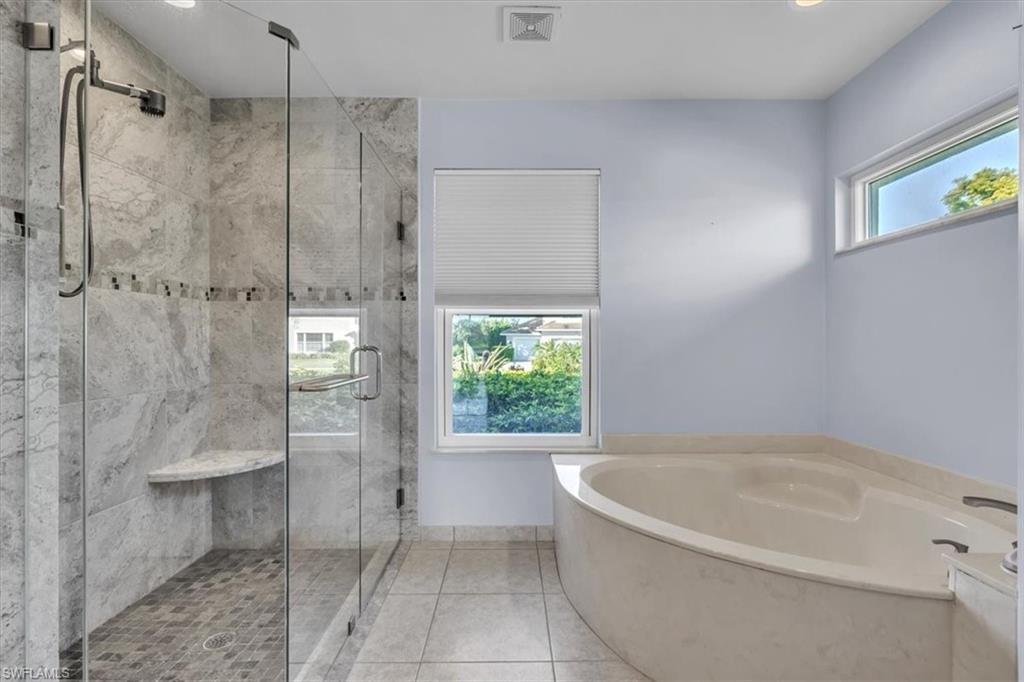 LONGSHORE LAKE - Residential