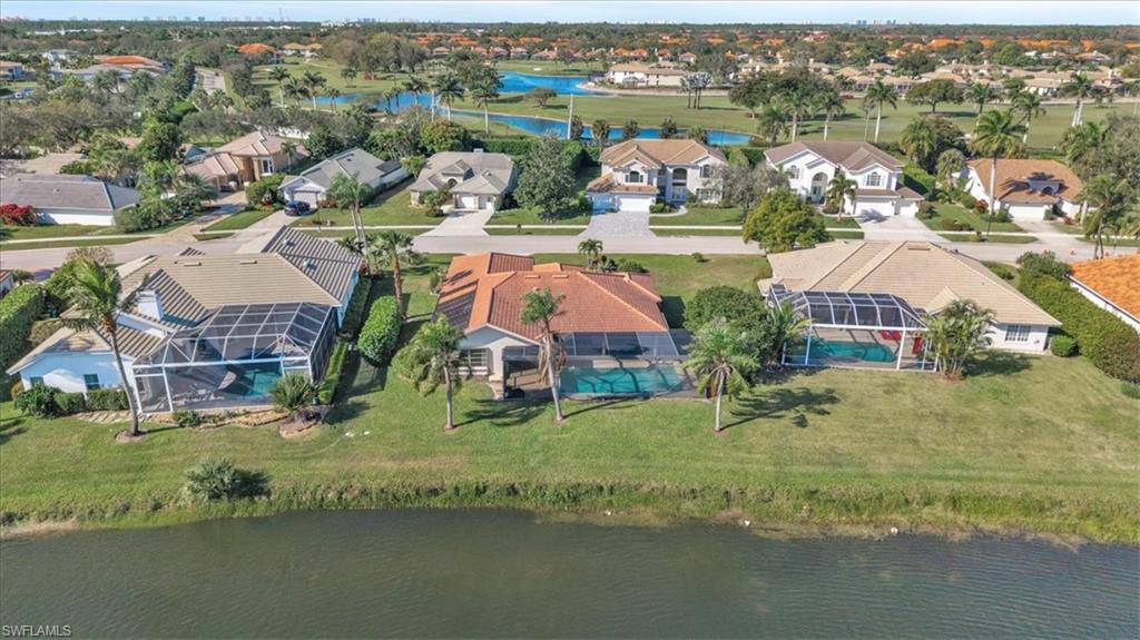 LONGSHORE LAKE - Residential