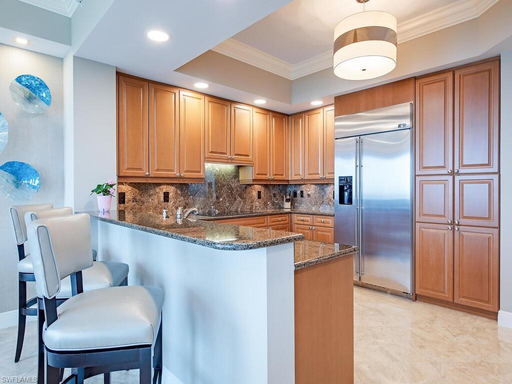 LA SCALA AT THE COLONY - Residential