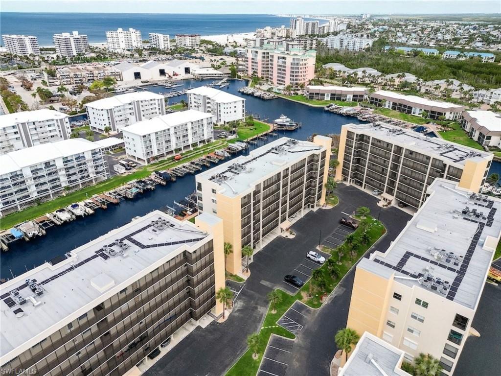 HIBISCUS POINTE - Residential