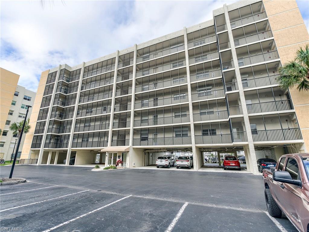 HIBISCUS POINTE - Residential