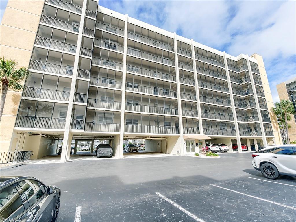 HIBISCUS POINTE - Residential