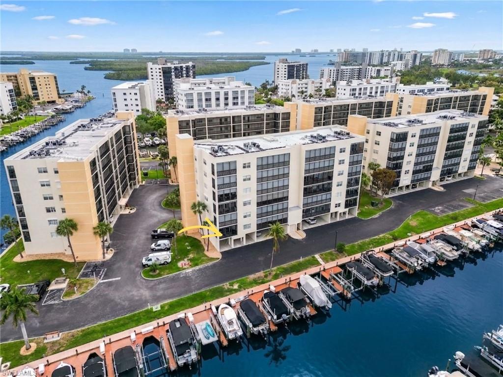 HIBISCUS POINTE - Residential