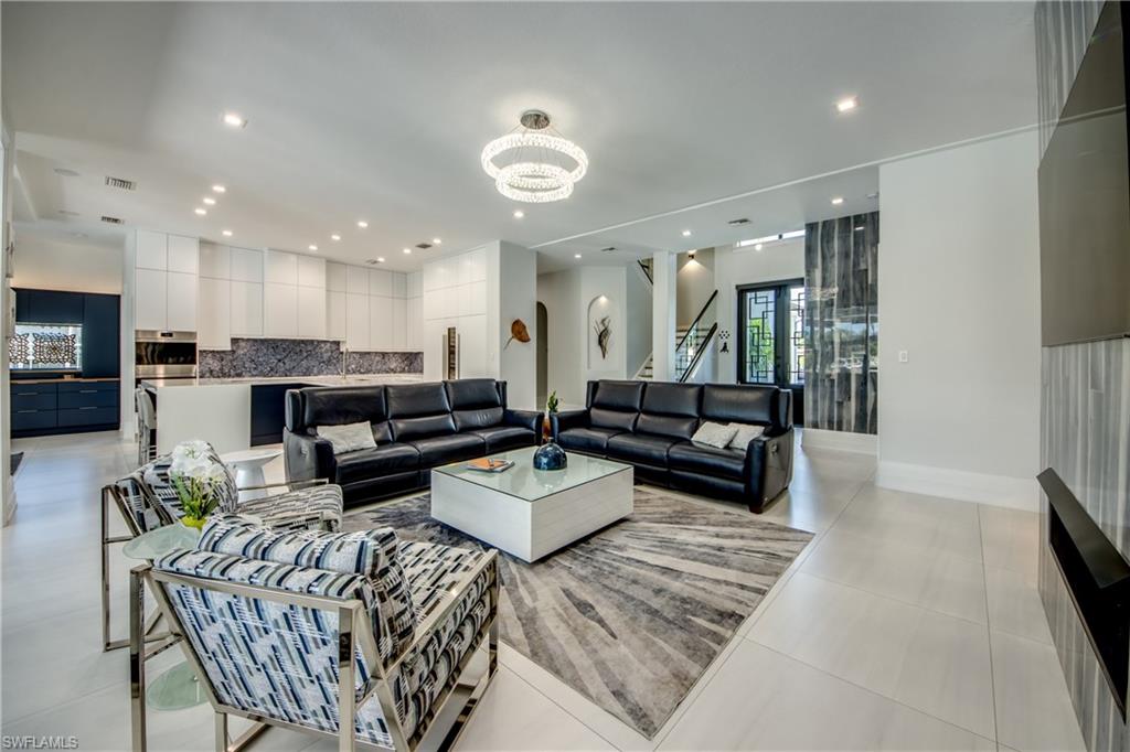 1436 Viking CT