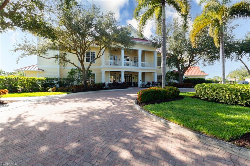 HAMPTON LAKES - Residential