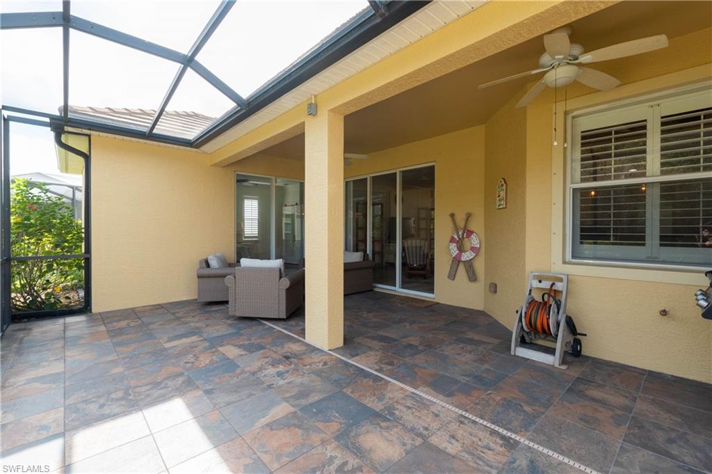 HAMPTON LAKES - Residential