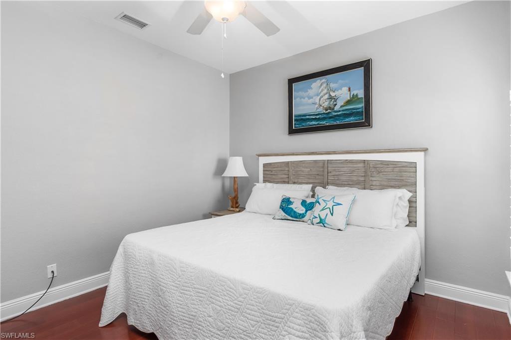 HAMPTON LAKES - Residential