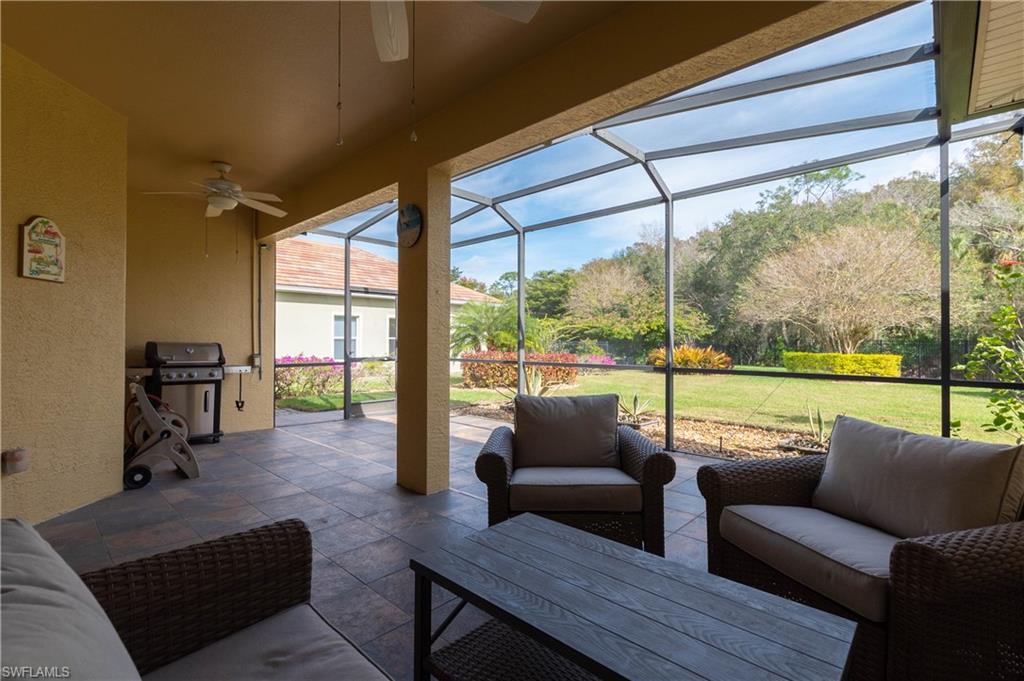 HAMPTON LAKES - Residential