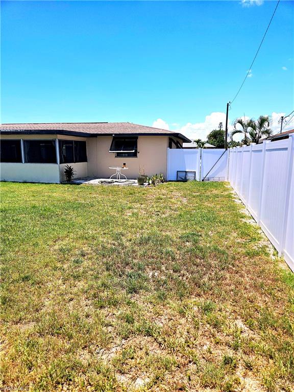 CAPE CORAL - Residential