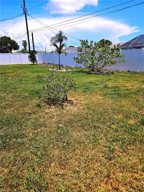 CAPE CORAL - Residential