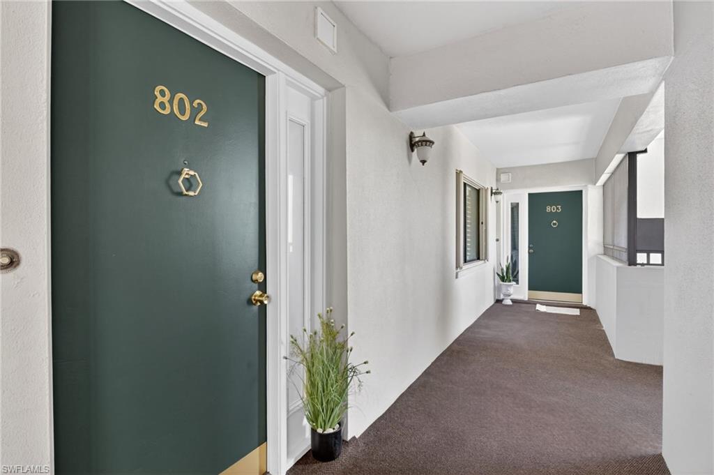 POINTE ROYALE - Residential Lease