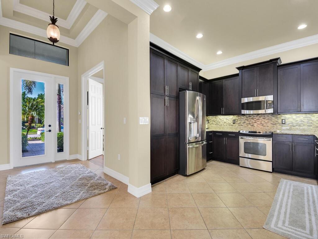 RIVERSTONE - Residential