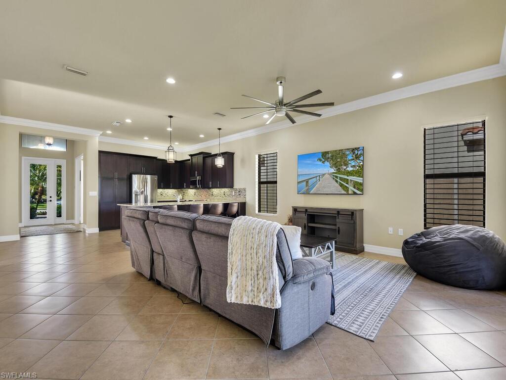 RIVERSTONE - Residential