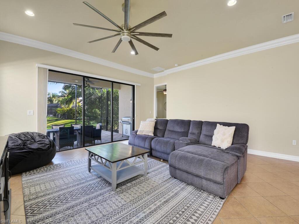 RIVERSTONE - Residential