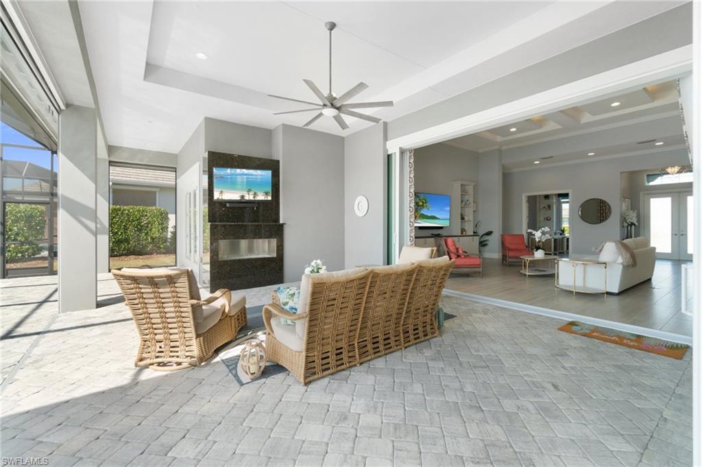 ISLES OF COLLIER PRESERVE - Residential