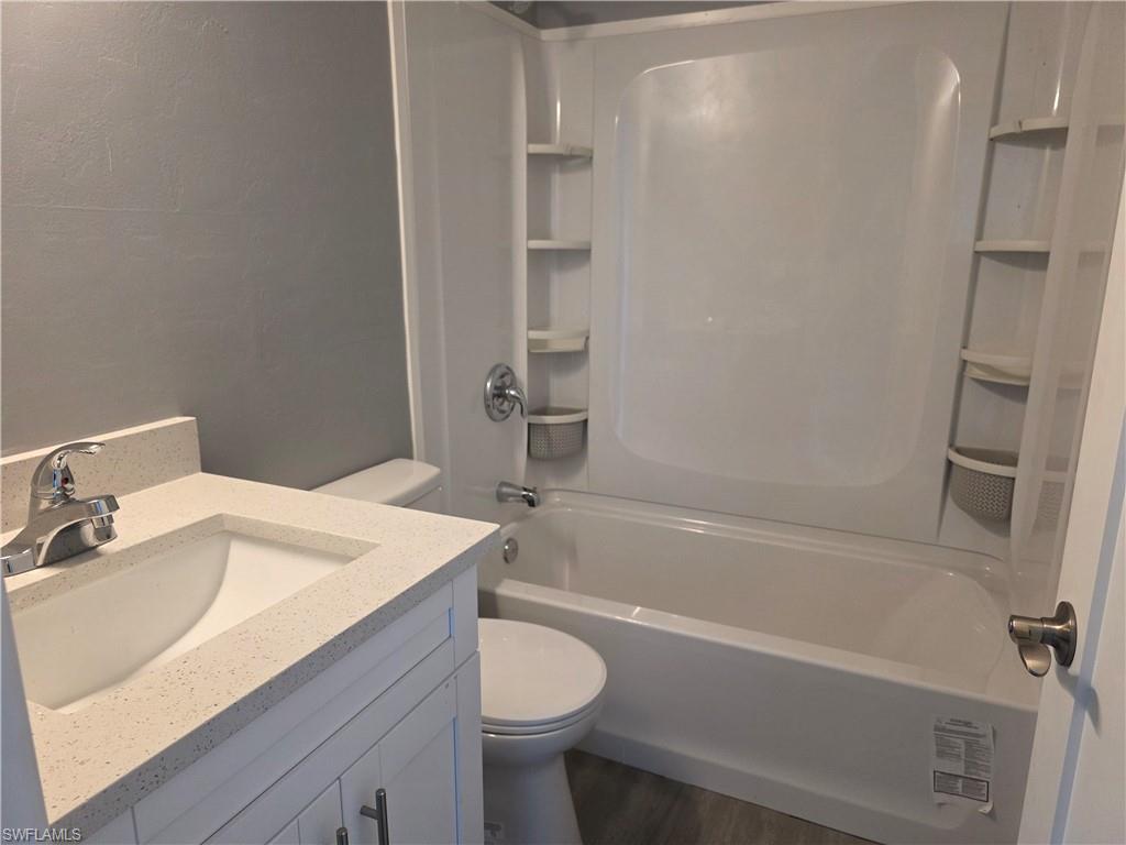 LINDA LOMA - Residential Lease