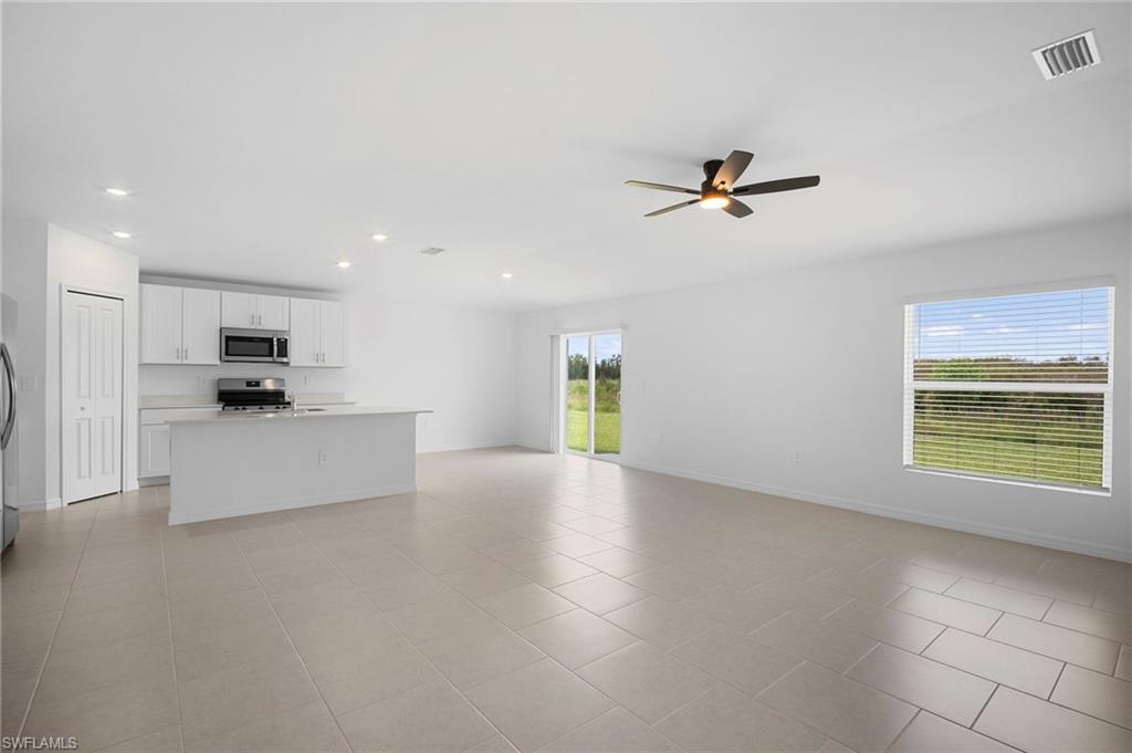 CRANE LANDING - Residential Lease