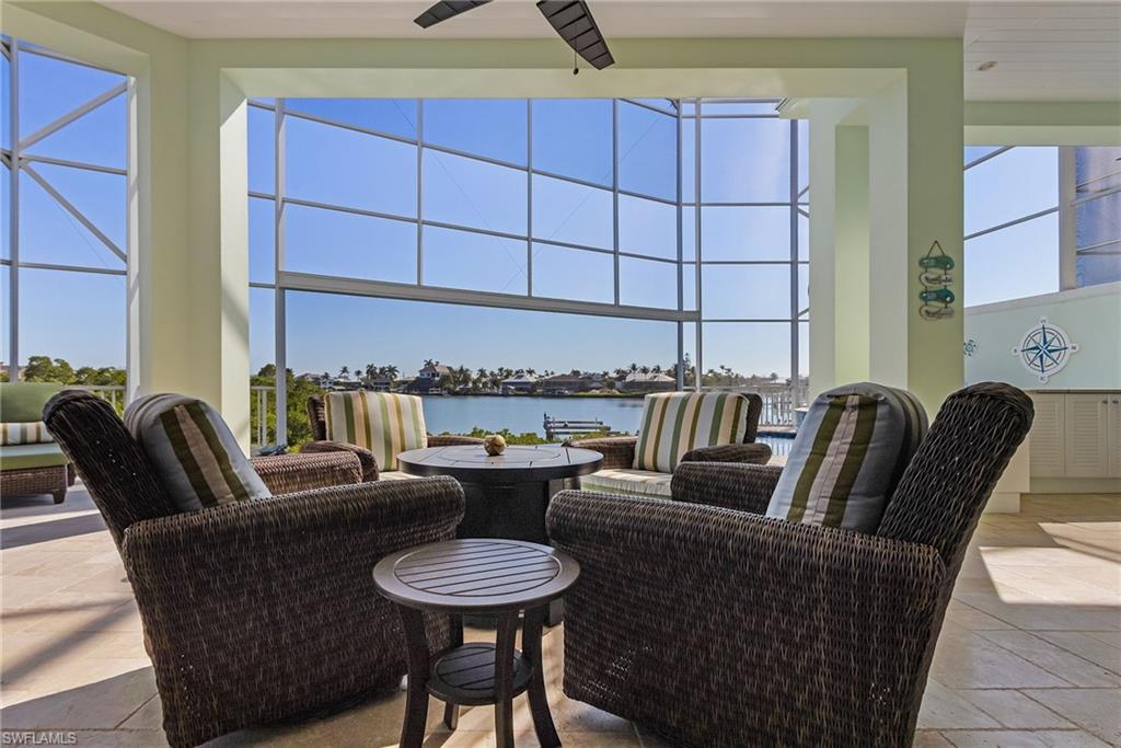 CAPE HICKORY - Residential