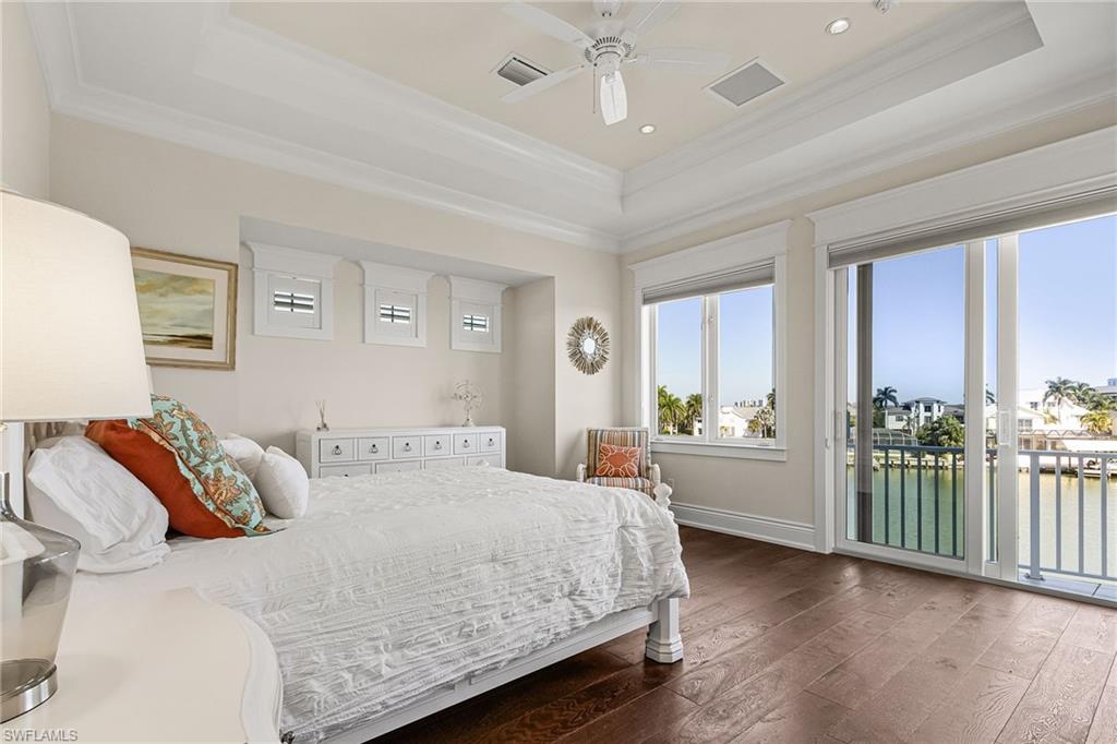 CAPE HICKORY - Residential