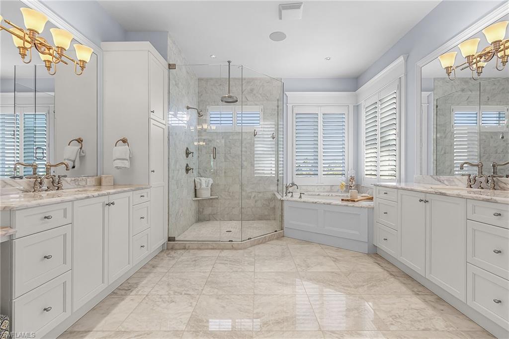 CAPE HICKORY - Residential