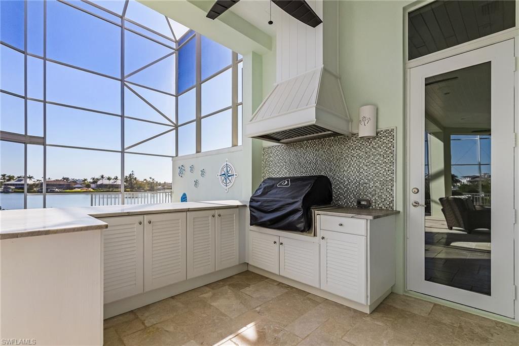 CAPE HICKORY - Residential