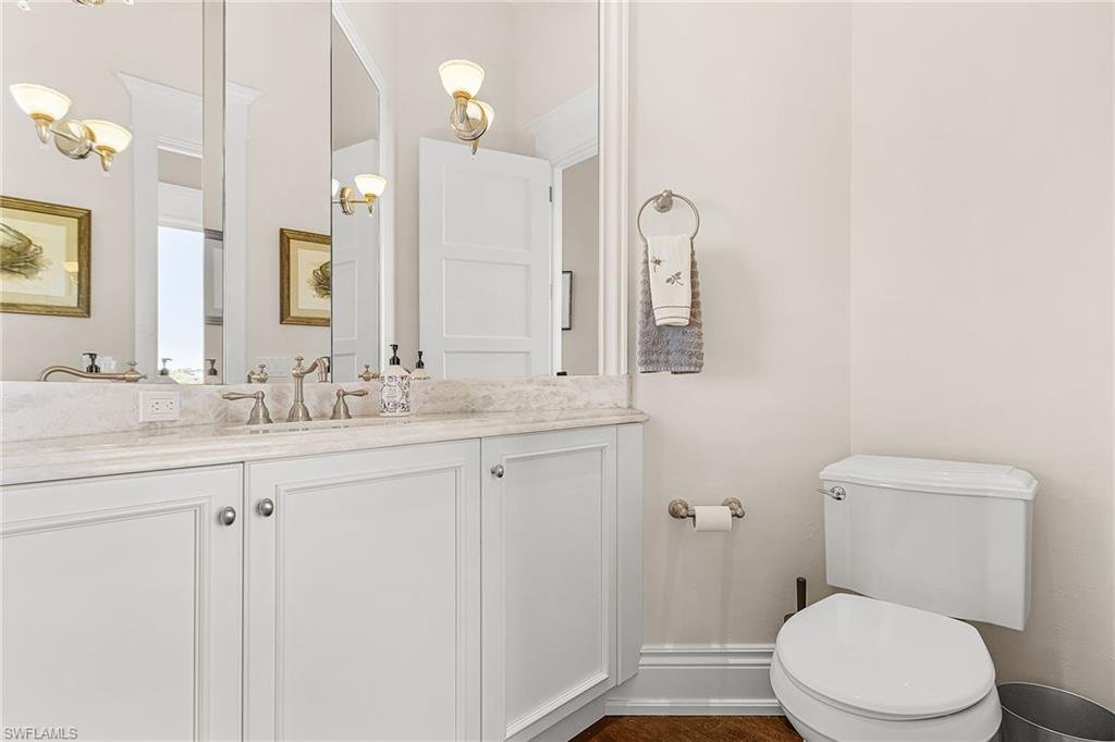 CAPE HICKORY - Residential