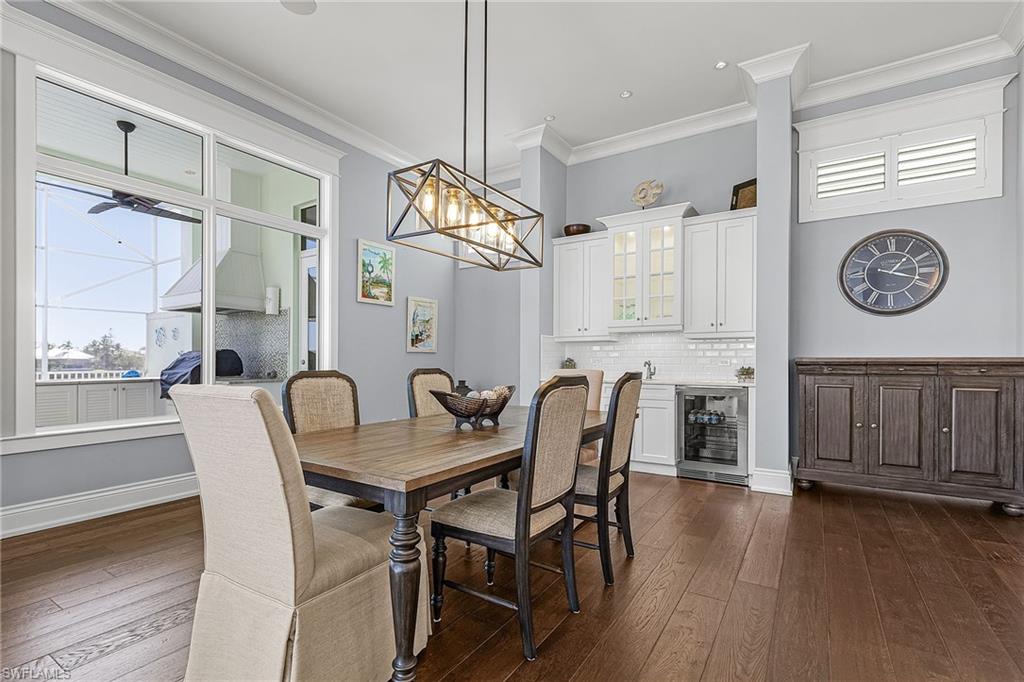 CAPE HICKORY - Residential