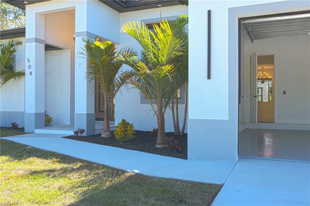 LEHIGH ACRES - Residential