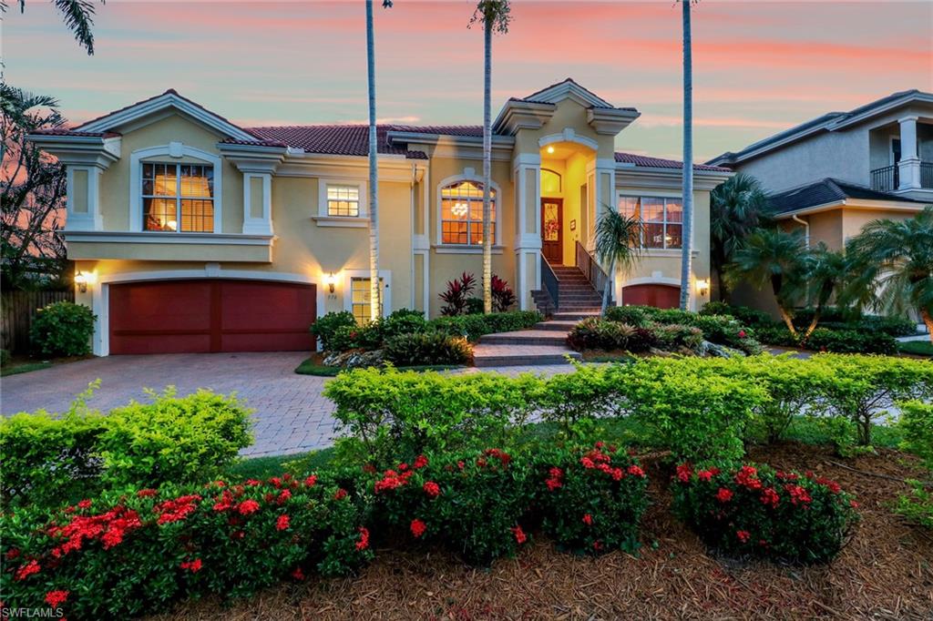 AQUALANE SHORES - Residential