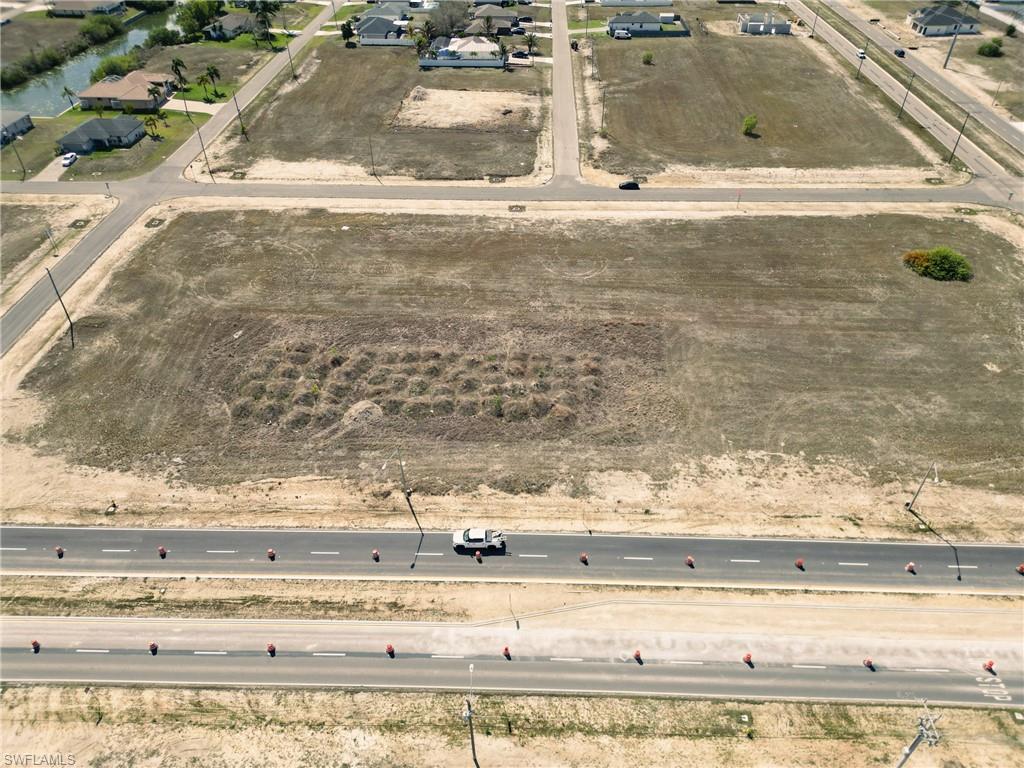 CAPE CORAL - Land