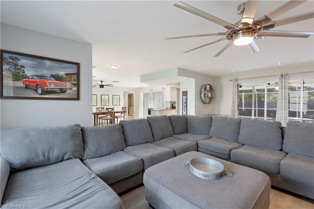 SAN CARLOS PARK - Residential Lease