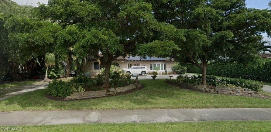 2000 Crayton RD