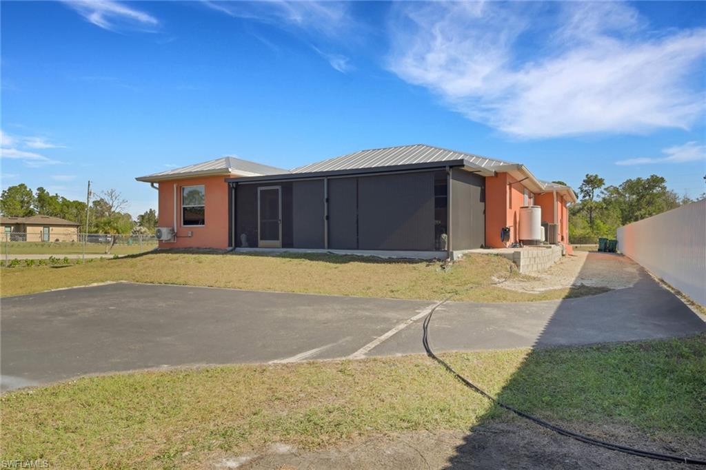 GOLDEN GATE ESTATES - Residential