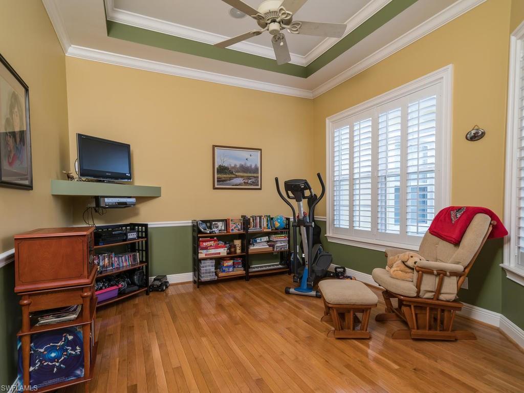 GOLDEN GATE ESTATES - Residential