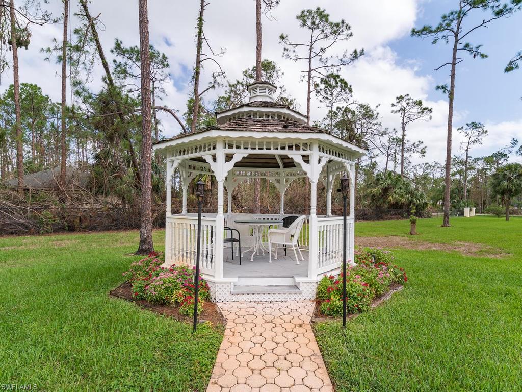 GOLDEN GATE ESTATES - Residential