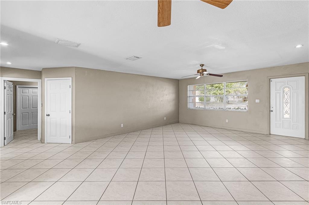 FORT MYERS SHORES - Residential