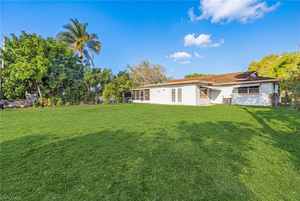 FORT MYERS SHORES - Residential