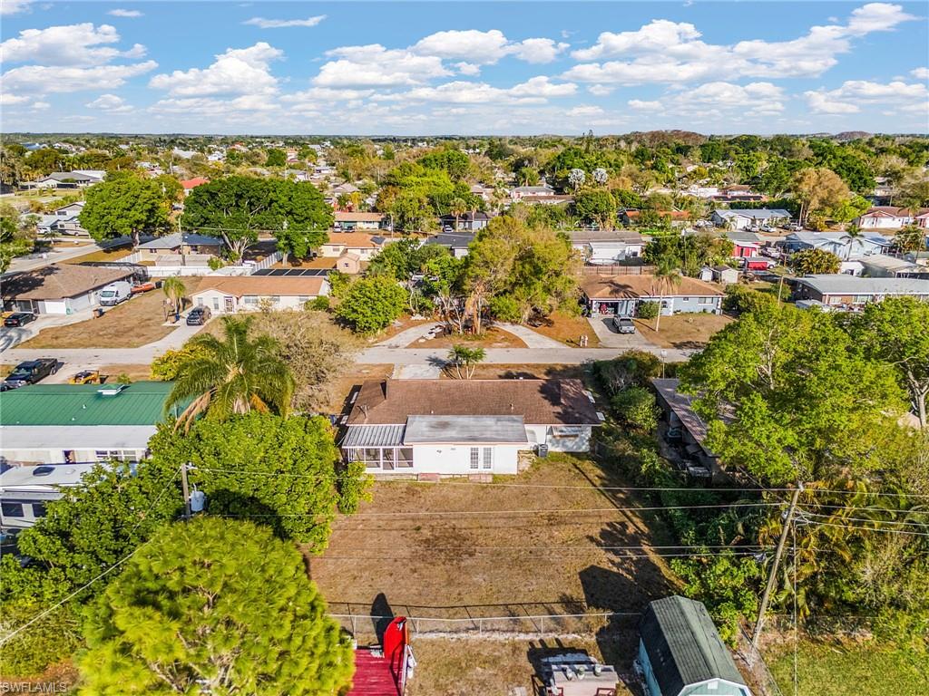 FORT MYERS SHORES - Residential