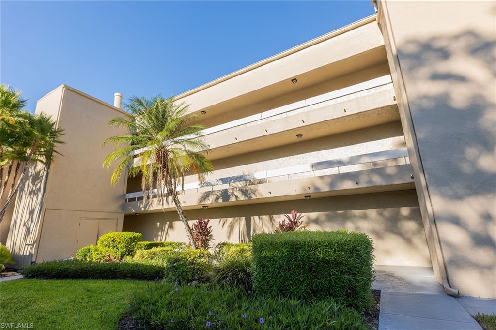 LAKEWOOD - Residential Lease