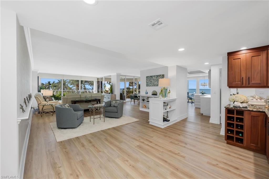 LA MER - Residential