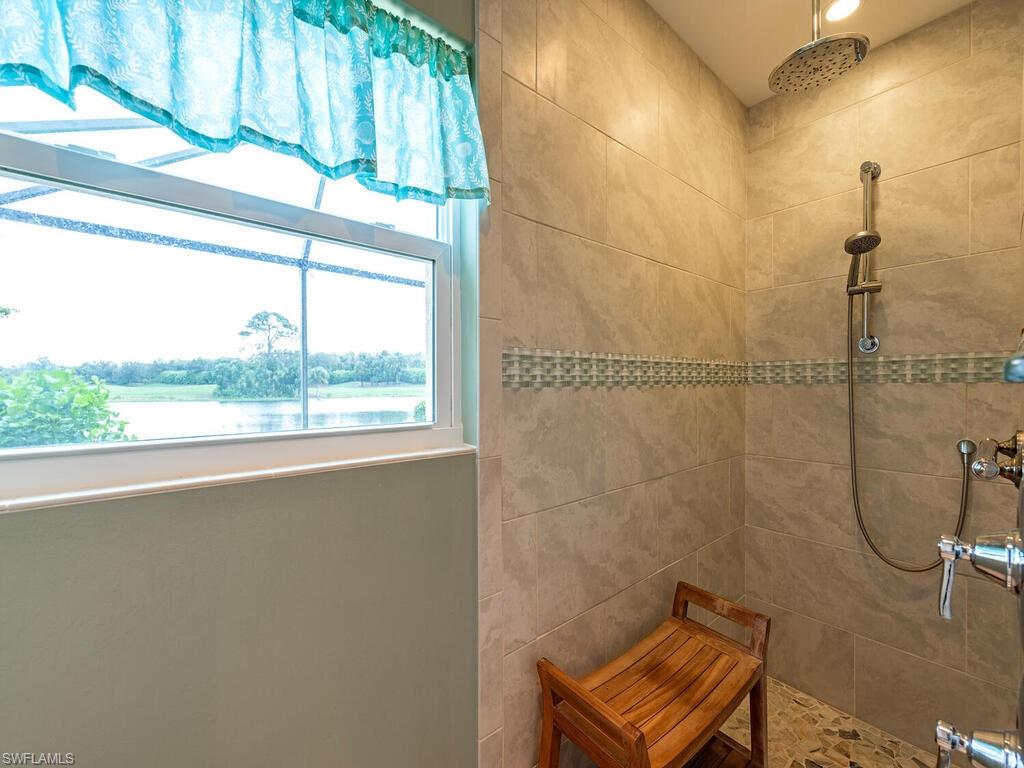 WHISPER CREEK - Residential