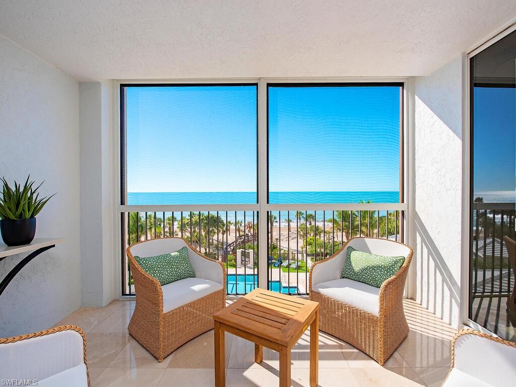 BILTMORE AT BAY COLONY - Residential