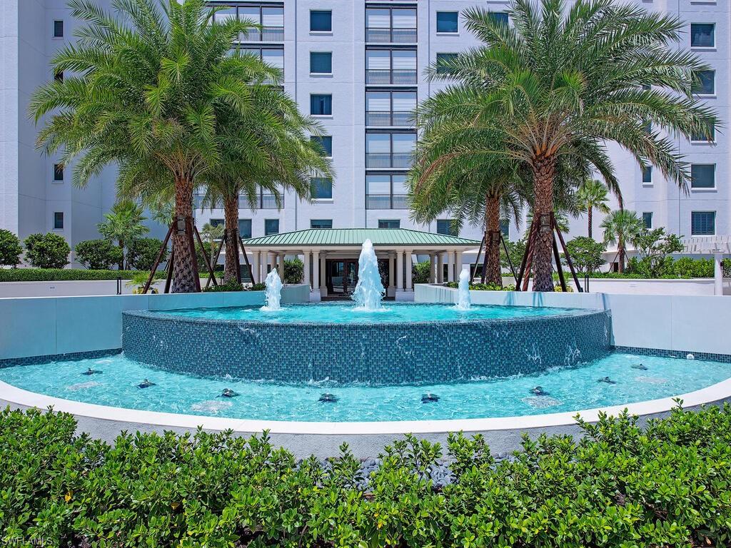 BILTMORE AT BAY COLONY - Residential