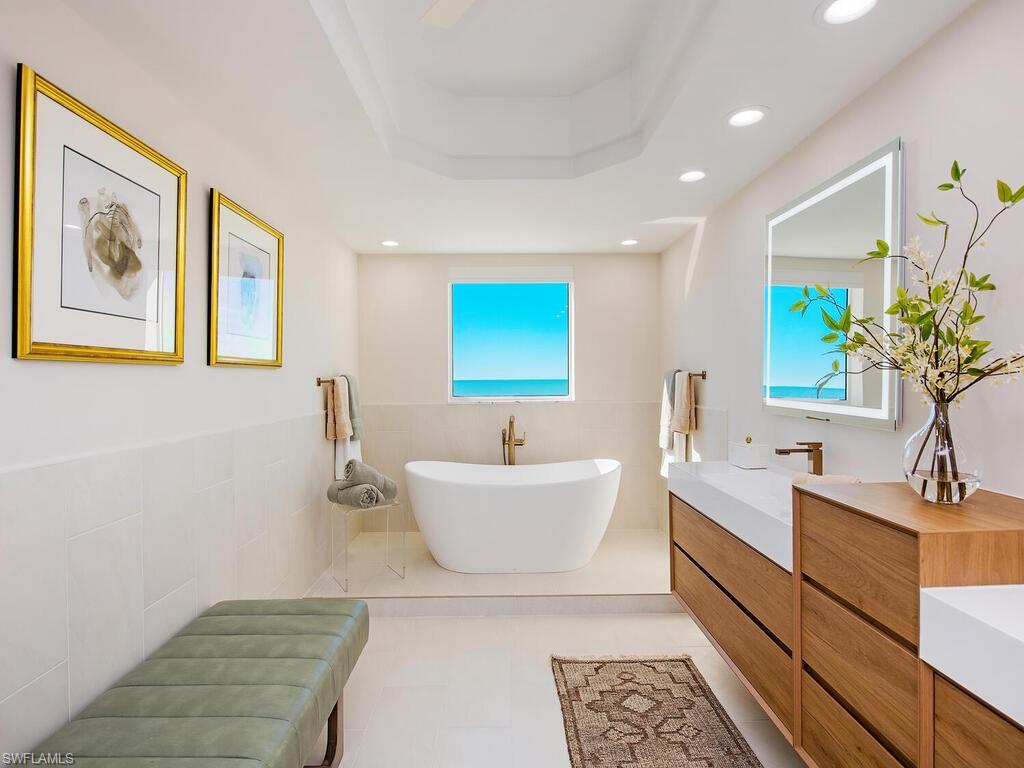 BILTMORE AT BAY COLONY - Residential