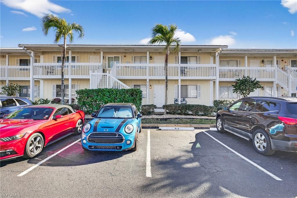 Photo of 4617 Bayshore DR #H4, NAPLES, FL 34112 (MLS # 226010494)